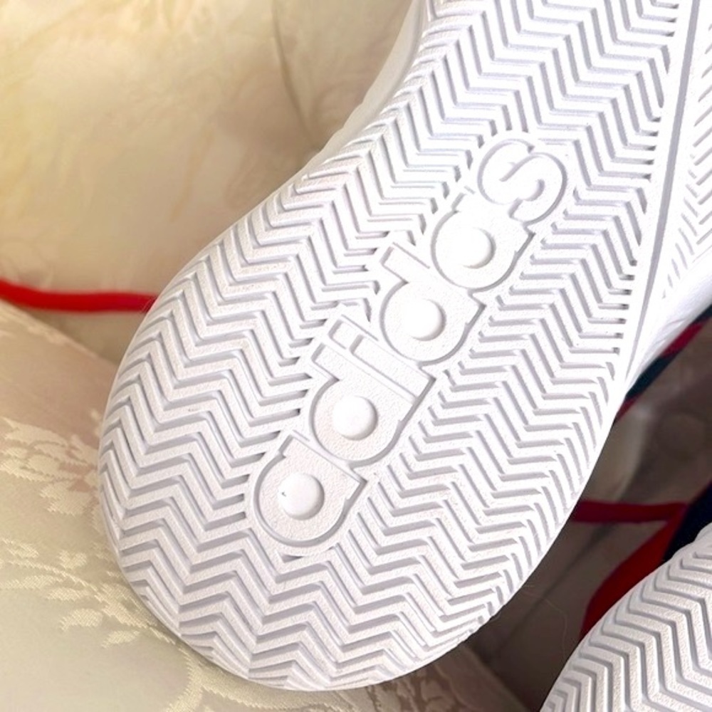 Brand New Adidas Boys CF Ilation 2.0 Mid Top Red & Black Basketball Sneakers - Picture 15 of 16